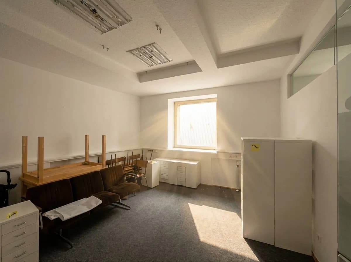 9-Zimmer-Gewerbeimmobilie mieten in Graz – 253 m², € 3.000 – Bild 8 von 8