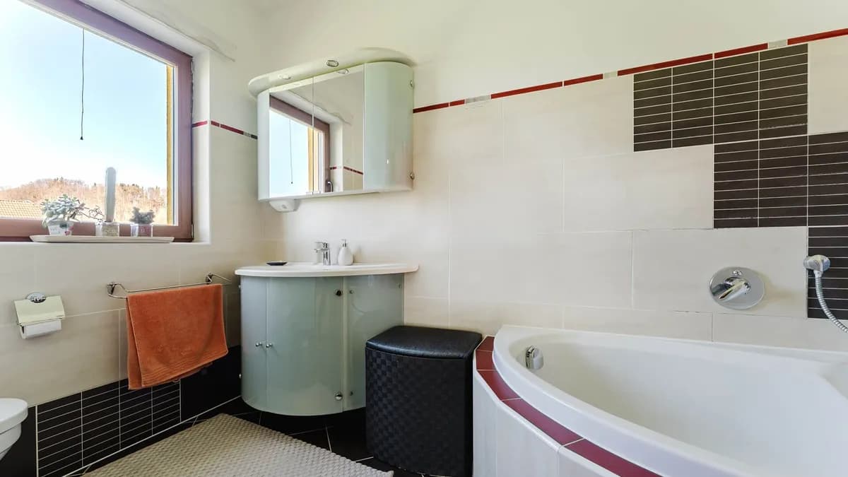 6-Zimmer-Wohnung kaufen in Vöcklabruck – 177 m², € 460.000 – Bild 14 von 23