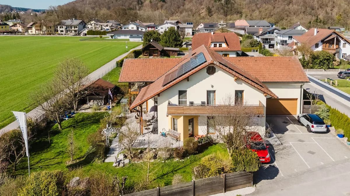 6-Zimmer-Wohnung kaufen in Vöcklabruck – 177 m², € 460.000 – Bild 22 von 23
