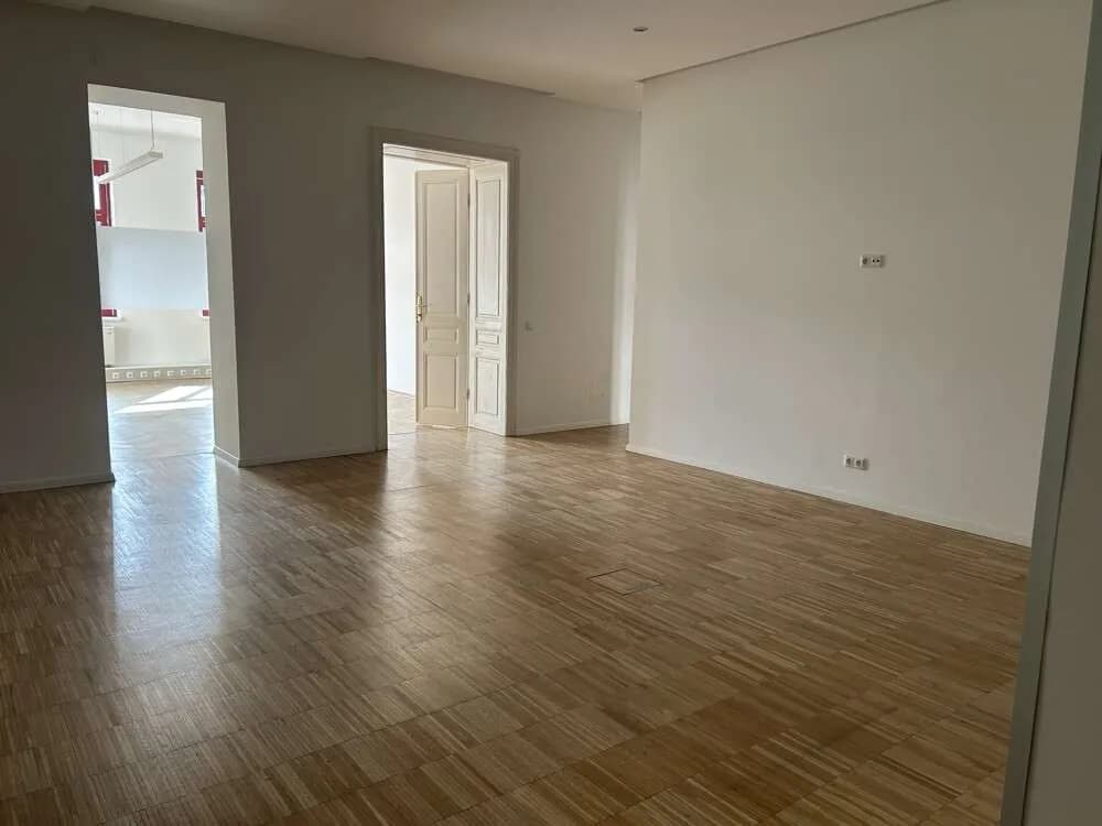 Gewerbeimmobilie mieten in Wien – 248 m², € 15 – Bild 4 von 9