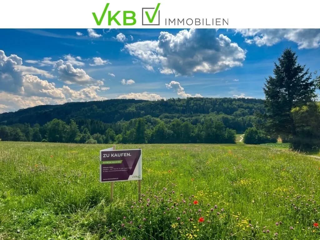 Grundstück kaufen in Vöcklabruck – 1 135 m², € 714.000