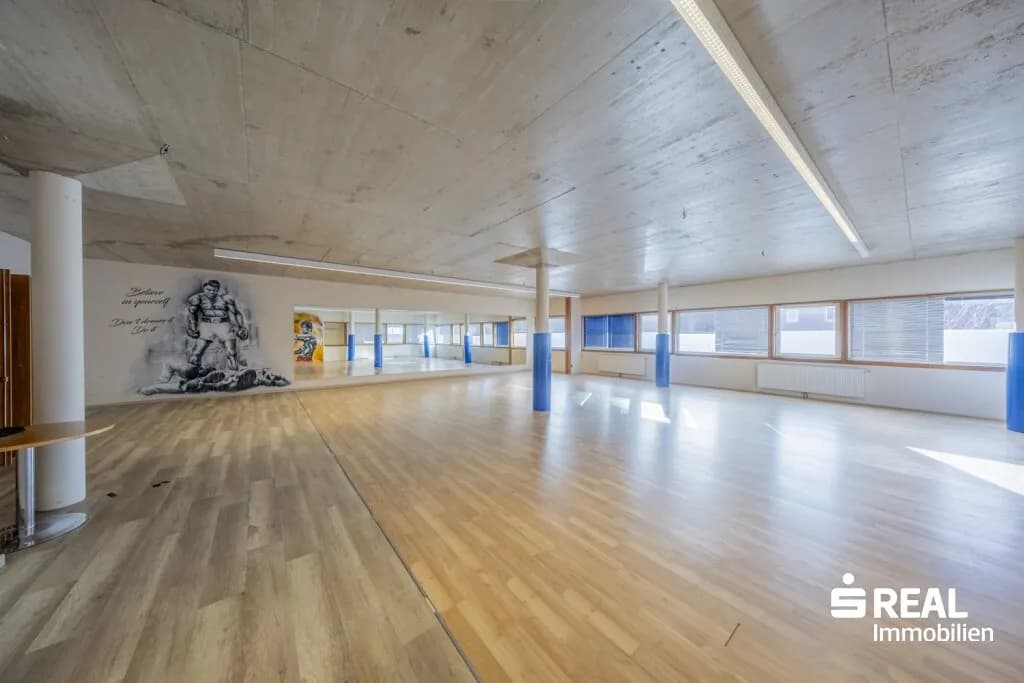 Gewerbeimmobilie mieten in Schwaz – 120 m², € 1.200