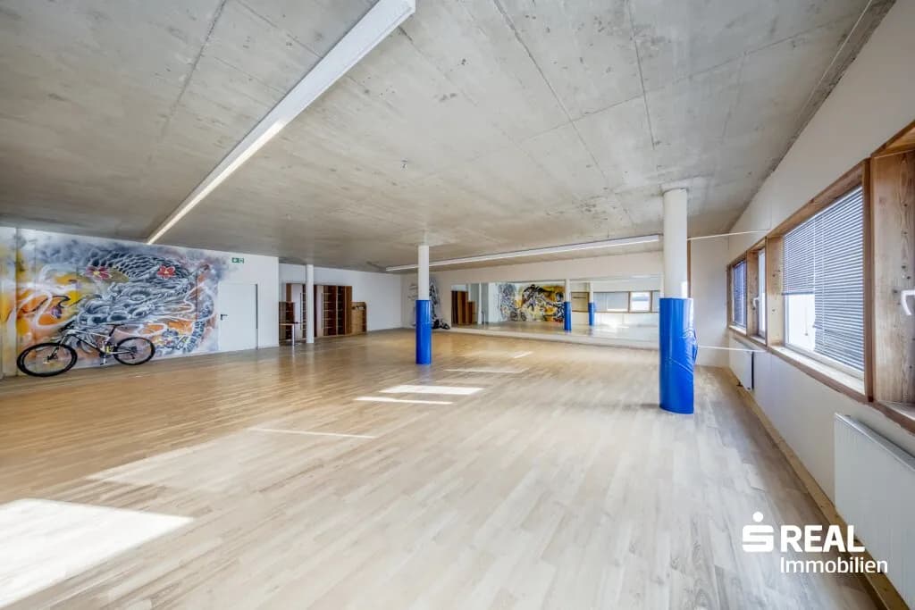 Gewerbeimmobilie mieten in Schwaz – 120 m², € 1.200 – Bild 2 von 2