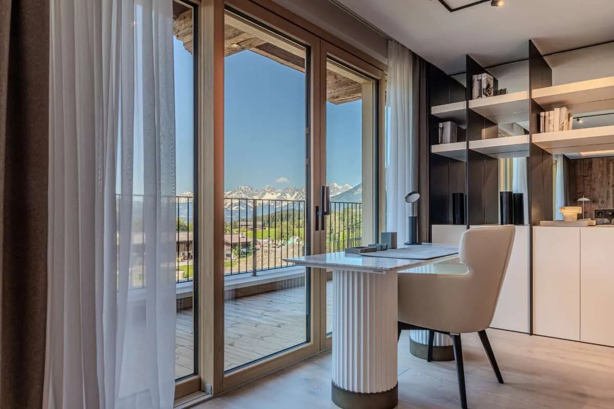 7-Zimmer-Immobilie kaufen in Kitzbühel – 438 m², € 14.900.000 – Bild 5 von 6
