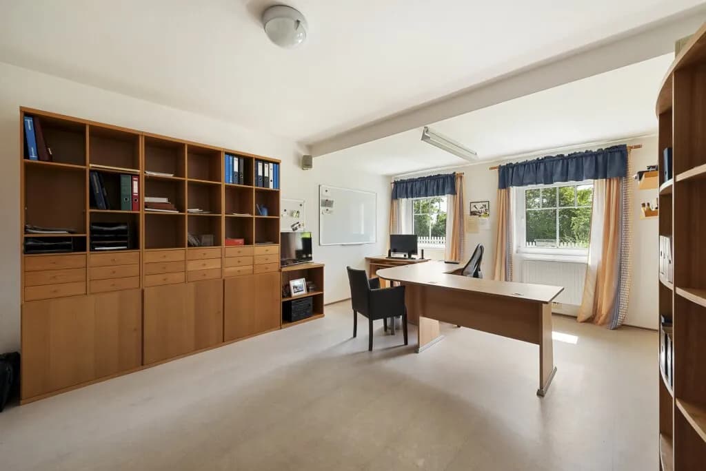 7-Zimmer-Haus kaufen in Wiener Neustadt Land – 310 m², € 1.495.000 – Bild 35 von 40