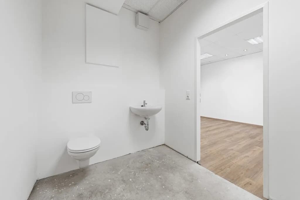 1-Zimmer-Gewerbeimmobilie mieten in Wiener Neustadt – 65 m², € 1.113 – Bild 8 von 10
