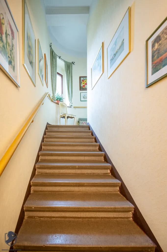 8-Zimmer-Gewerbeimmobilie kaufen in Baden – 253,81 m² – Bild 48 von 83