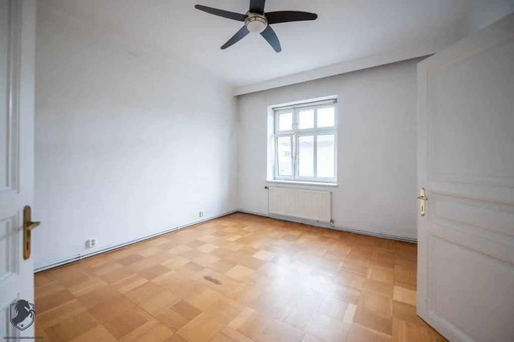 8-Zimmer-Gewerbeimmobilie kaufen in Baden – 253,81 m² – Bild 56 von 83