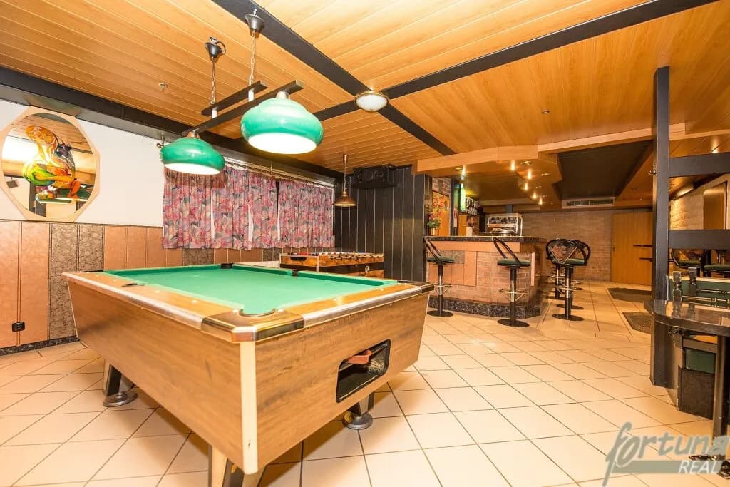 10-Zimmer-Gewerbeimmobilie kaufen in Wiener Neustadt Land – 220 m², € 329.000 – Bild 32 von 38