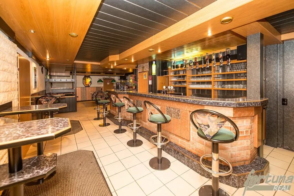 10-Zimmer-Gewerbeimmobilie kaufen in Wiener Neustadt Land – 220 m², € 329.000 – Bild 33 von 38