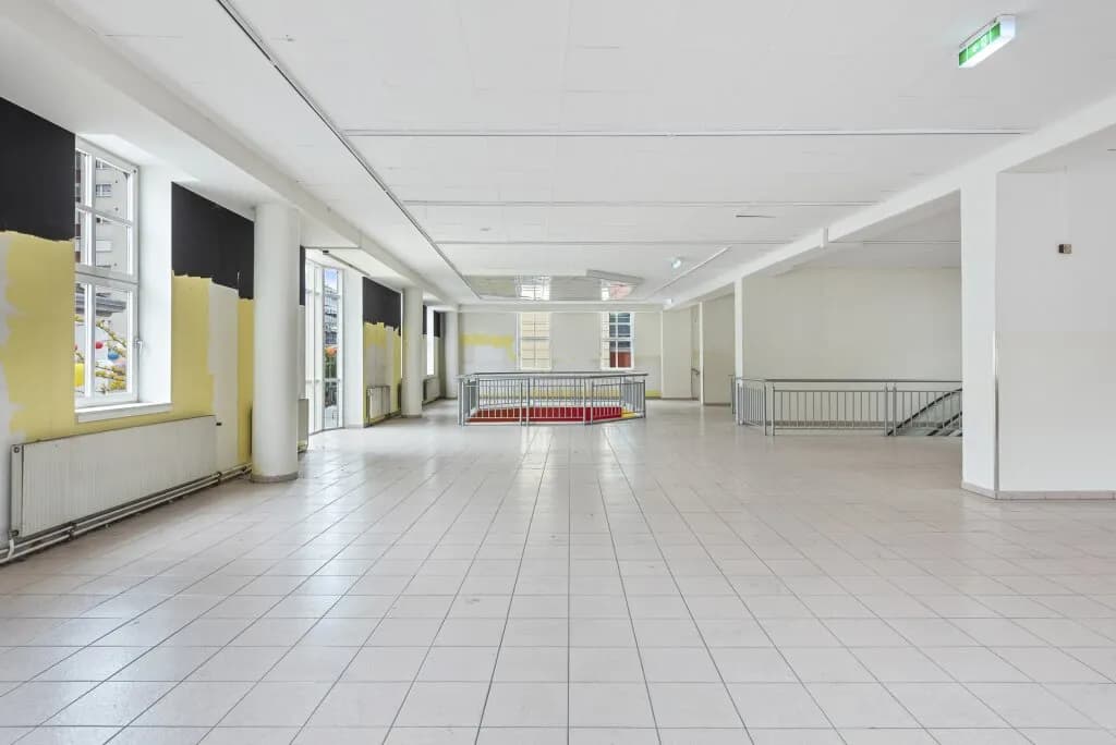 8-Zimmer-Gewerbeimmobilie mieten in Wiener Neustadt – 709 m² – Bild 8 von 25