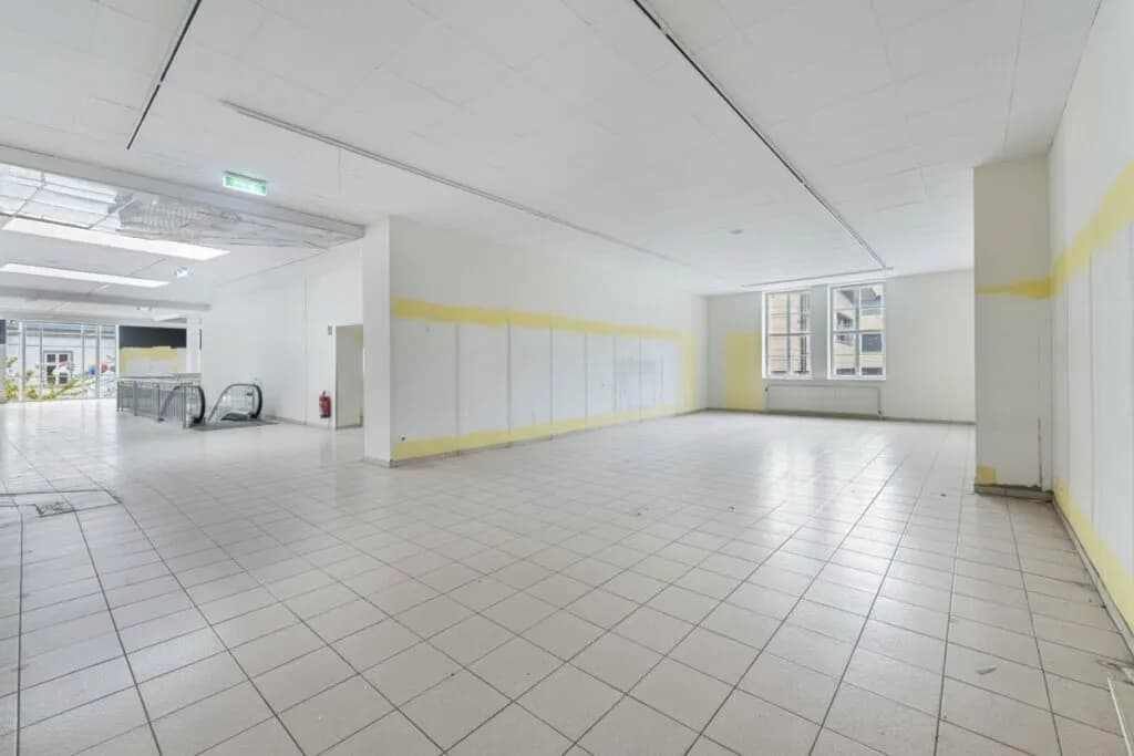 8-Zimmer-Gewerbeimmobilie mieten in Wiener Neustadt – 709 m² – Bild 12 von 25
