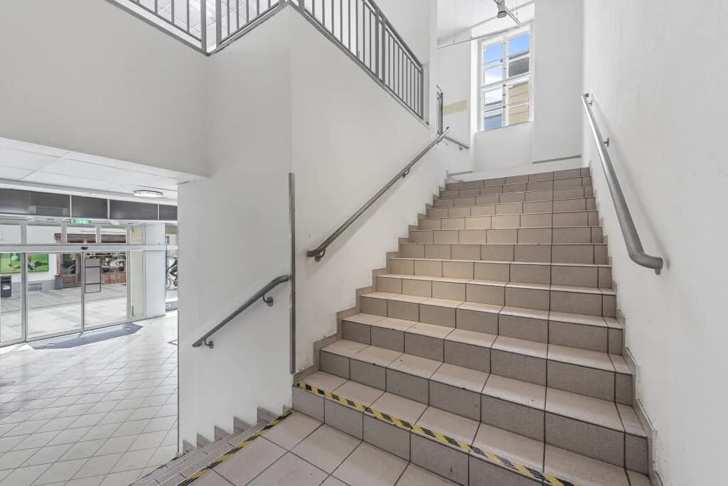 8-Zimmer-Gewerbeimmobilie mieten in Wiener Neustadt – 709 m² – Bild 16 von 25