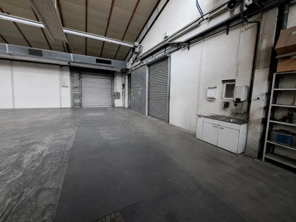 Gewerbeimmobilie mieten in Baden – 175 m², € 875 – Bild 3 von 4