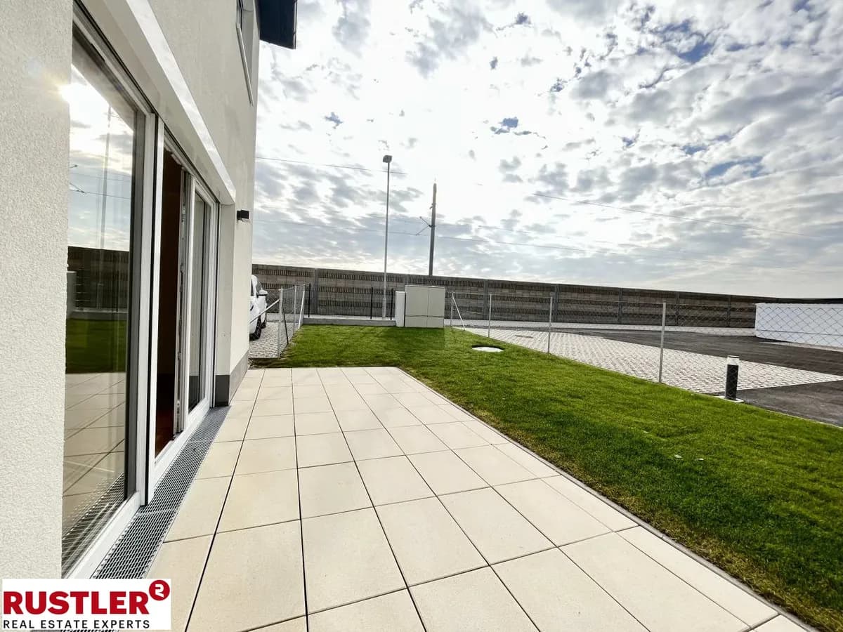 5-Zimmer-Haus mieten in Baden – 122,71 m², € 1.413 – Bild 2 von 4