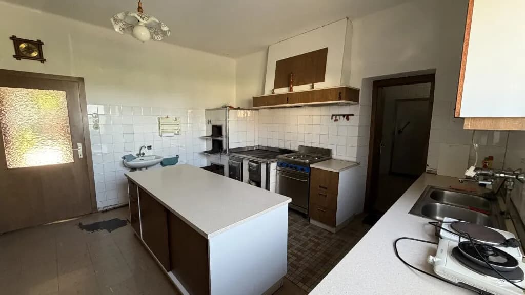 7-Zimmer-Haus kaufen in Güssing – 244 m², € 210.000 – Bild 37 von 38