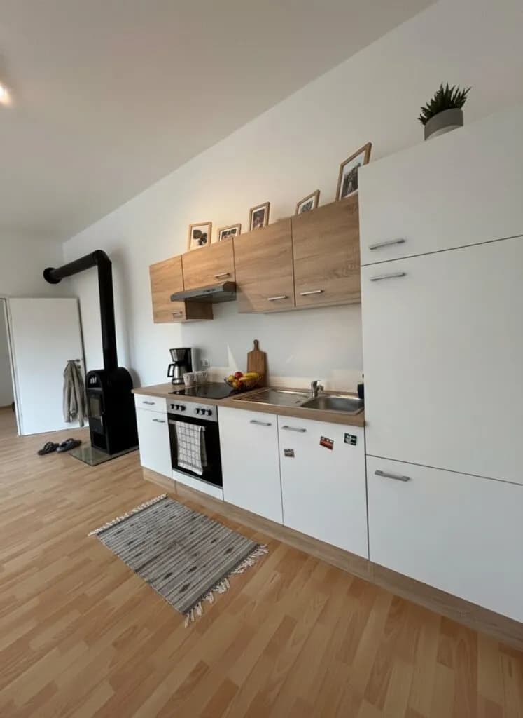 Wohnung kaufen in Neunkirchen – 67,89 m², € 99.700 – Bild 2 von 17