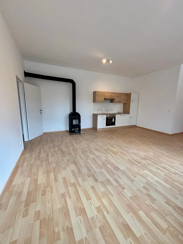 Wohnung kaufen in Neunkirchen – 67,89 m², € 99.700 – Bild 7 von 17