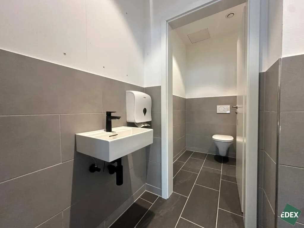 Gewerbeimmobilie mieten in Mödling – 790 m², € 11.970 – Bild 13 von 17