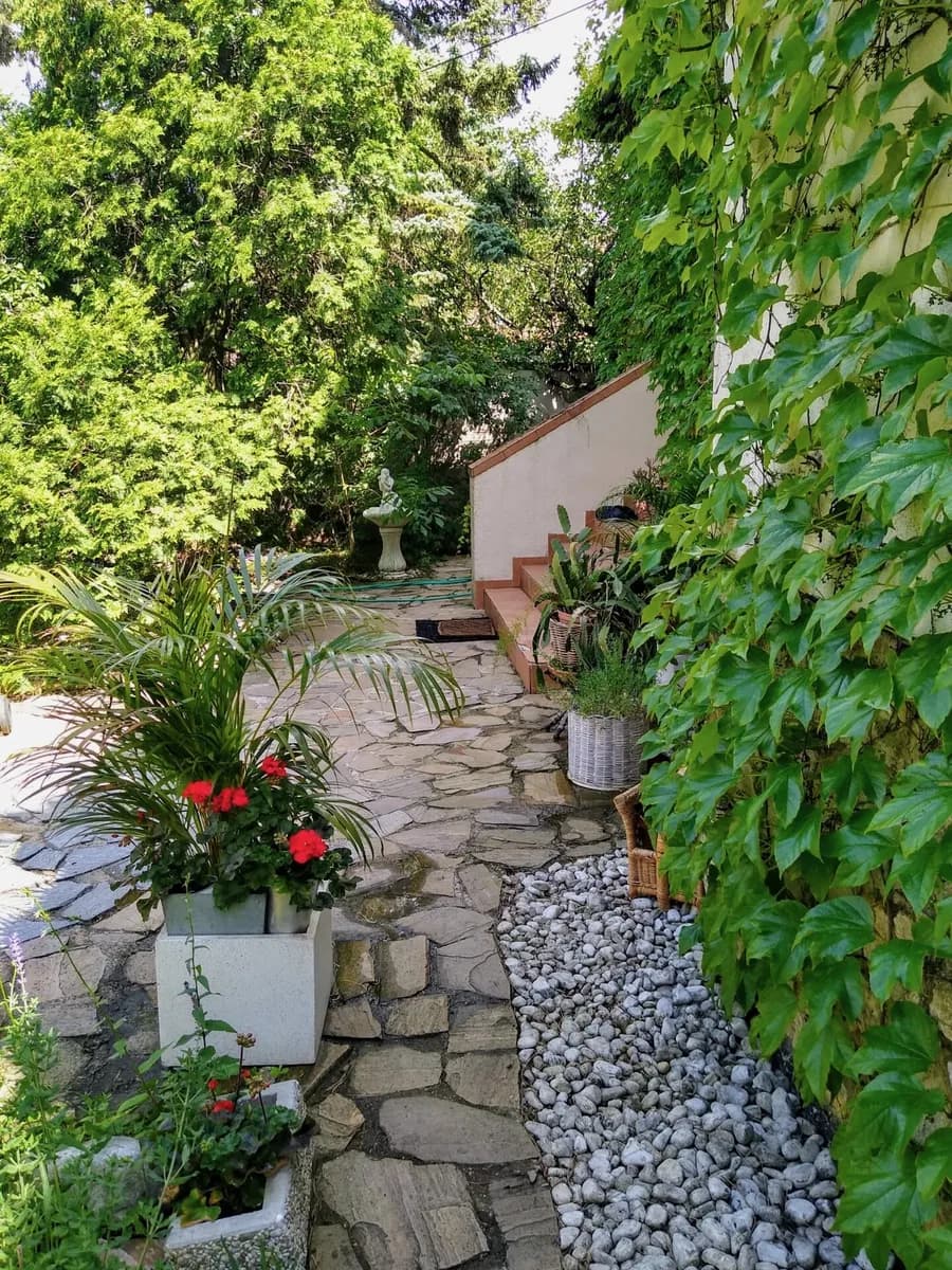 6-Zimmer-Haus mieten in Mödling – 200 m², € 2.980 – Bild 2 von 22