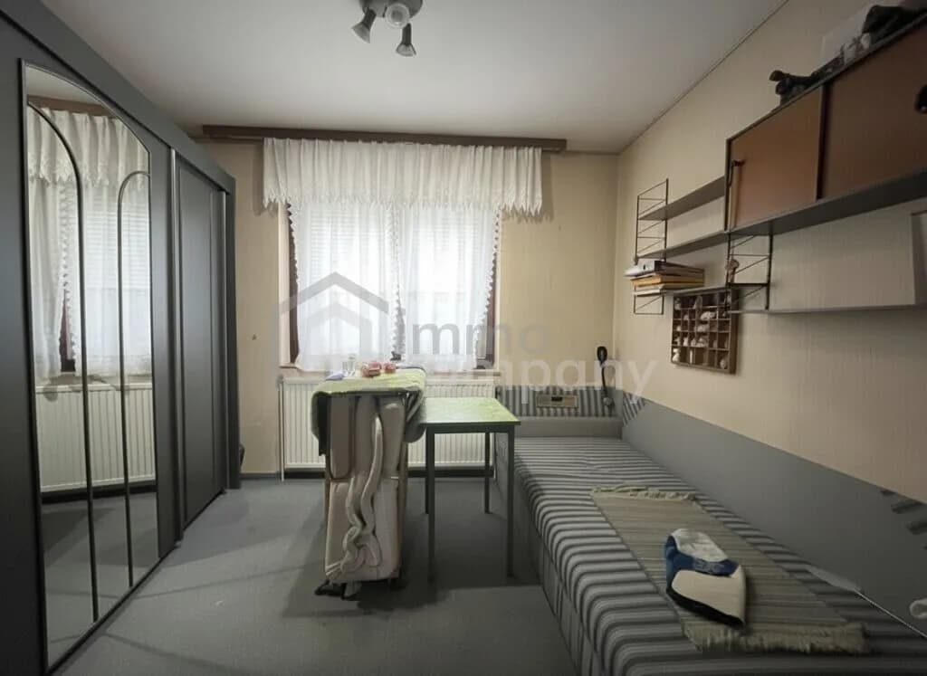 5-Zimmer-Haus kaufen in Baden – 125 m², € 377.000 – Bild 7 von 10