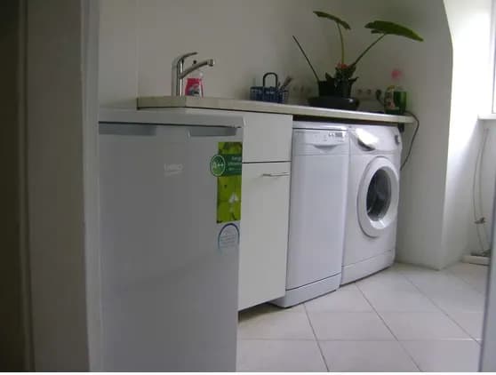 2-Zimmer-Wohnung kaufen in Baden – 41 m², € 120.000 – Bild 4 von 9