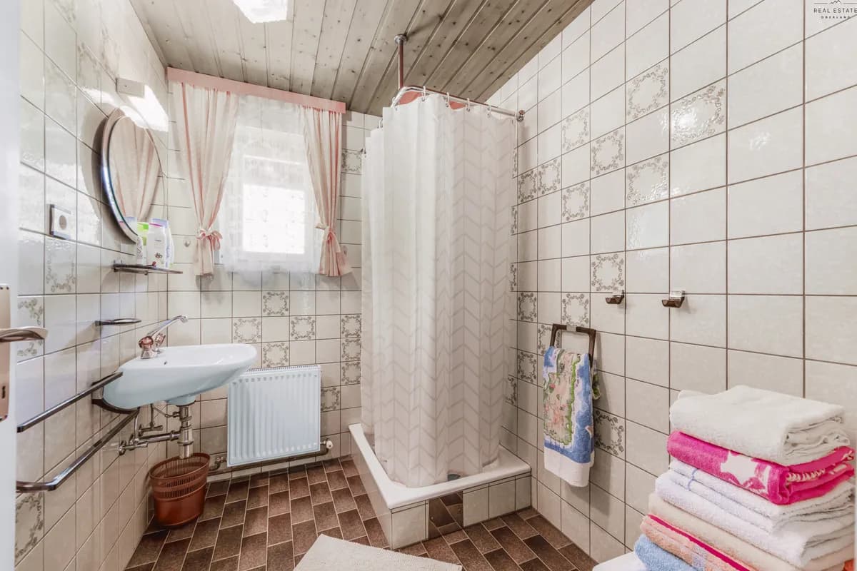 8-Zimmer-Haus kaufen in Imst – 158,7 m², € 535.000 – Bild 12 von 40