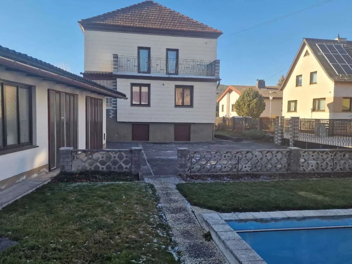 6-Zimmer-Haus kaufen in Neunkirchen – 130 m², € 375.000 – Bild 8 von 31