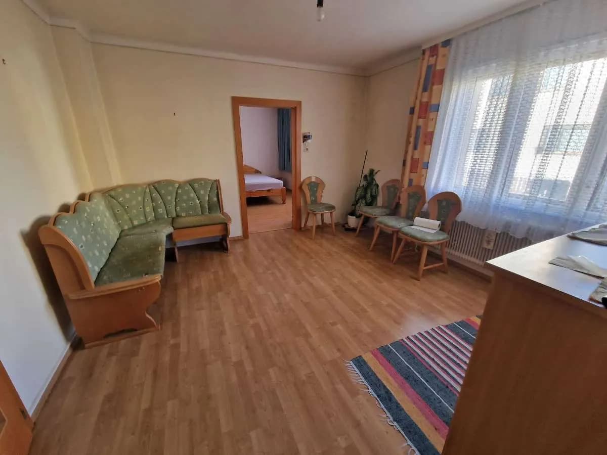 6-Zimmer-Haus kaufen in Neunkirchen – 130 m², € 375.000 – Bild 14 von 31