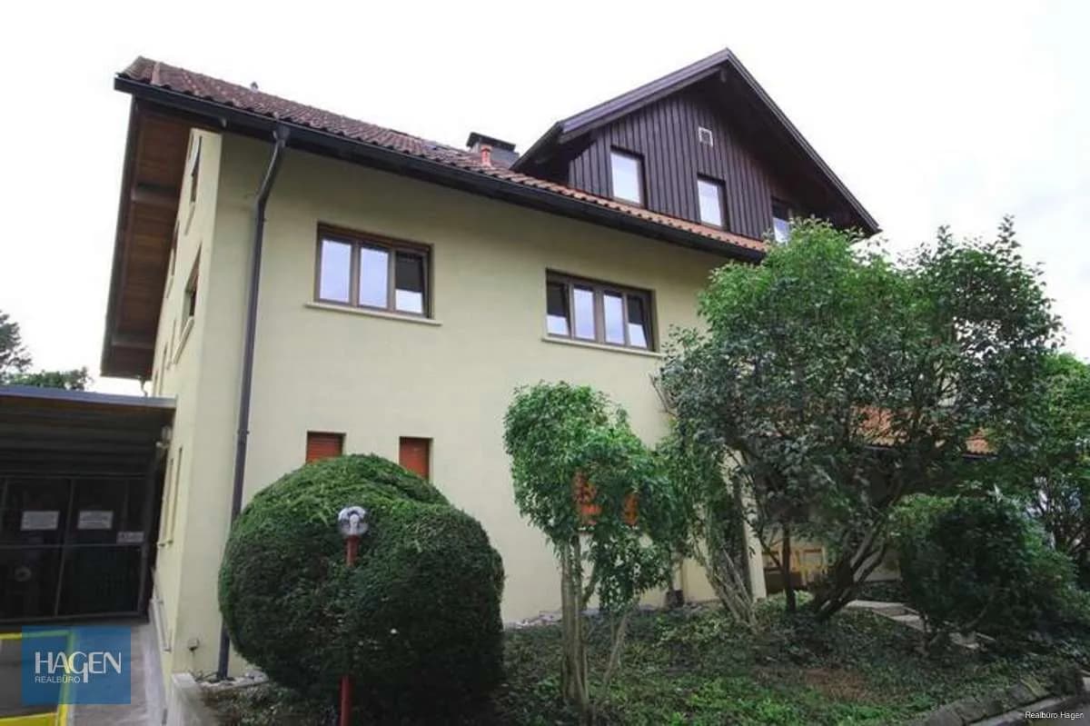 1-Zimmer-Gewerbeimmobilie mieten in Feldkirch – 29 m², € 500 – Bild 4 von 6