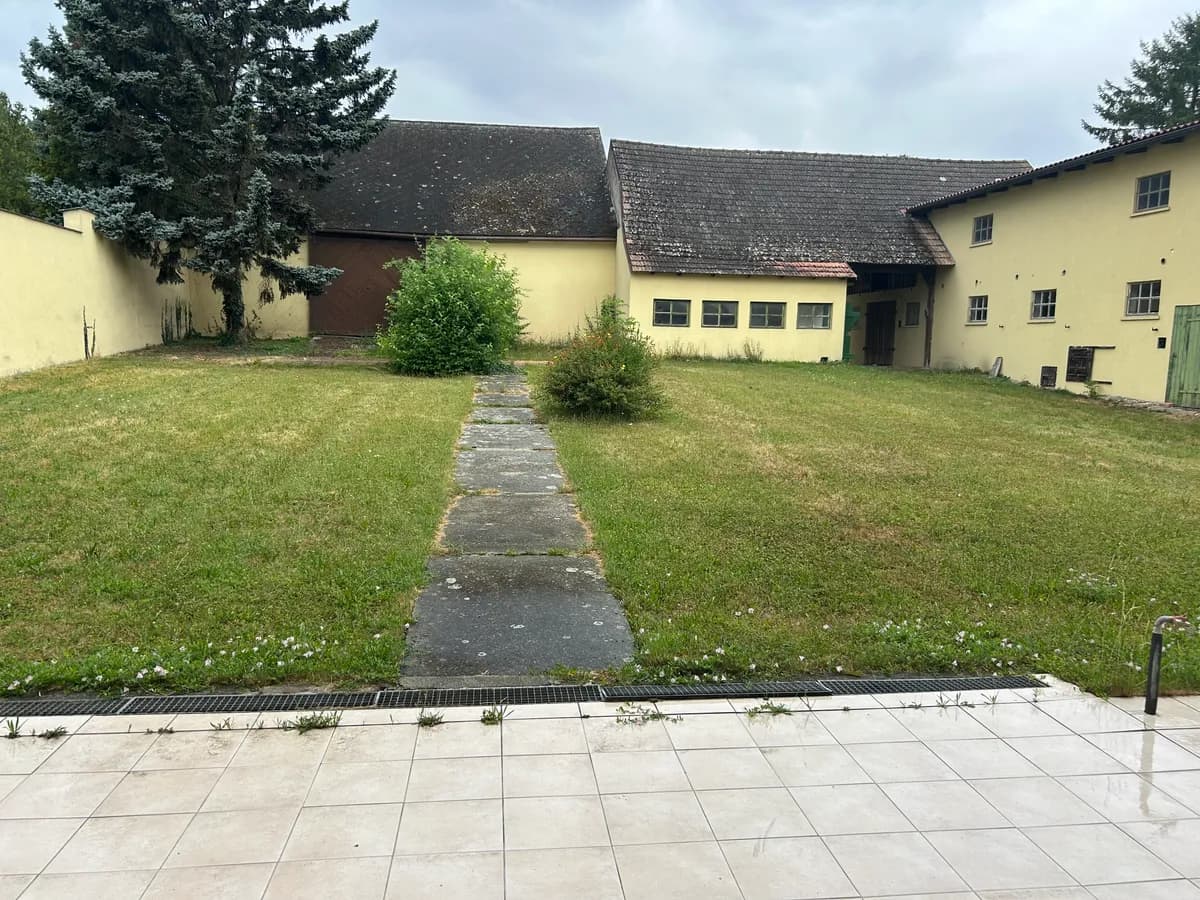 8-Zimmer-Gewerbeimmobilie mieten in Korneuburg – 300 m², € 2.700 – Bild 7 von 7