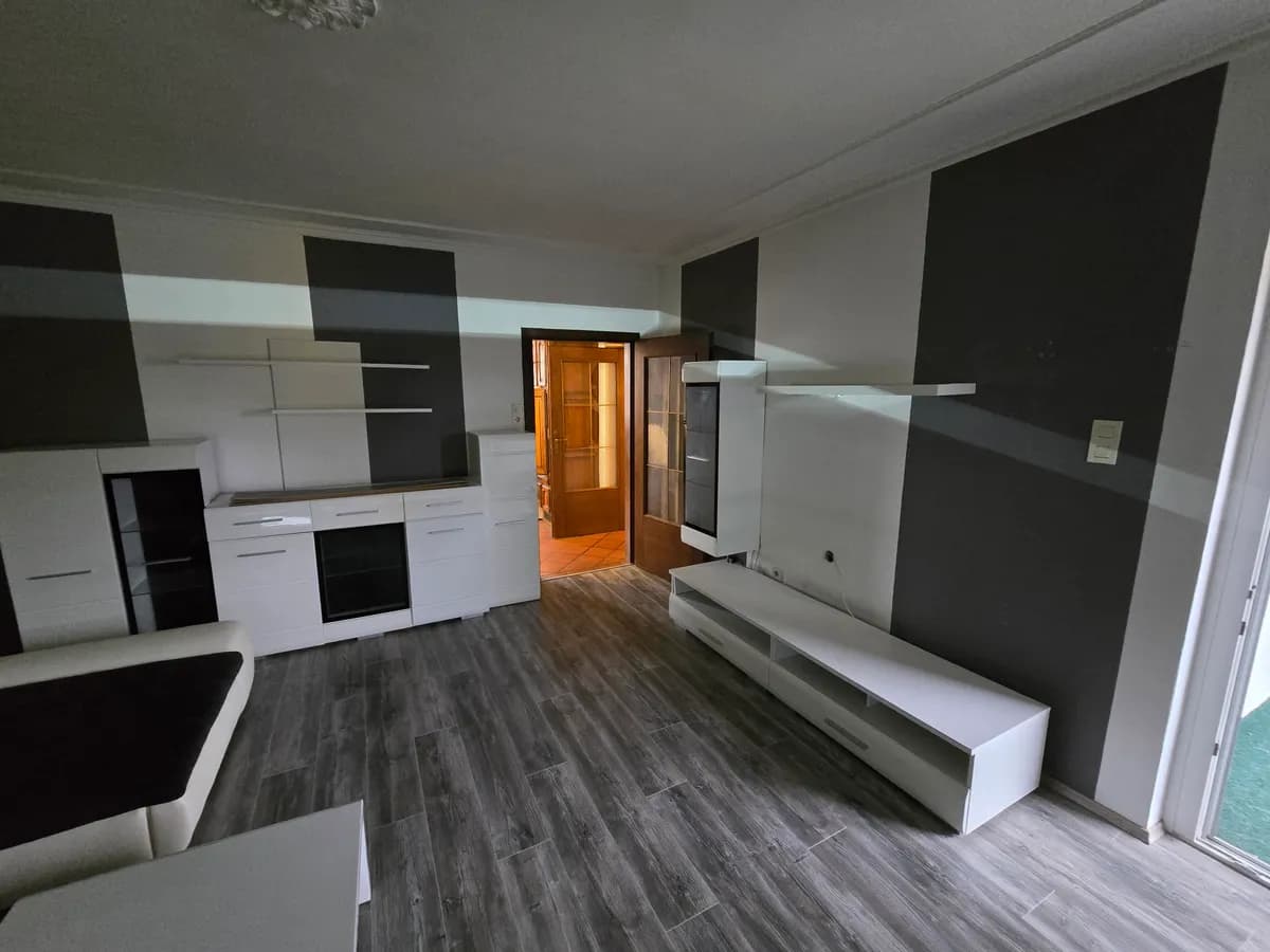 4-Zimmer-Wohnung mieten in Hollabrunn – 132 m², € 1.100 – Bild 7 von 10