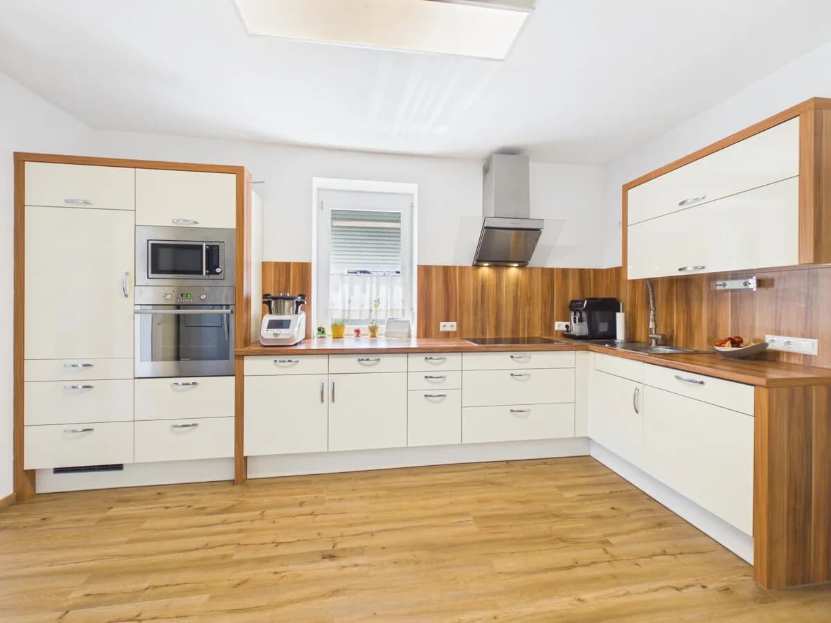 6-Zimmer-Haus kaufen in Klagenfurt – 247 m², € 689.000 – Bild 14 von 26