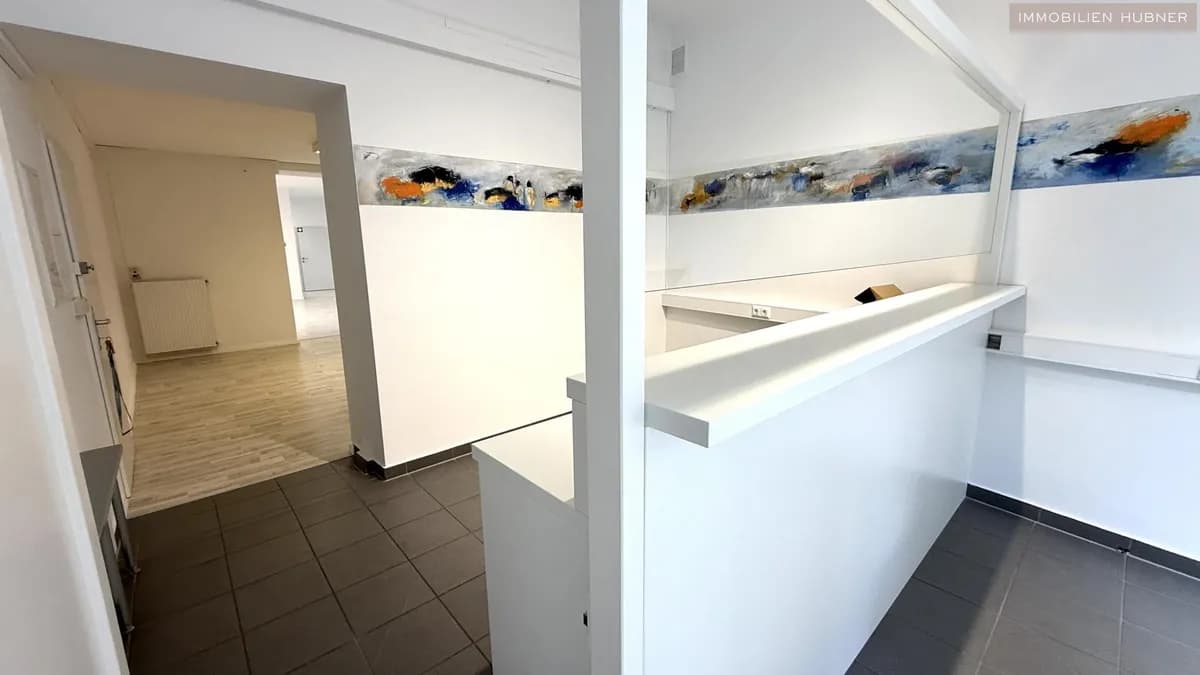 Gewerbeimmobilie mieten in Wiener Neustadt – 90 m², € 832 – Bild 2 von 17