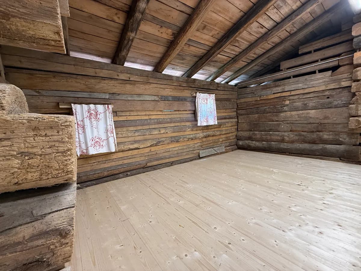 Immobilie mieten in Kitzbühel – 18 m², € 158 – Bild 2 von 3