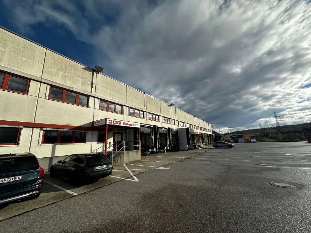 Gewerbeimmobilie mieten in Sankt Pölten Land – 7 400 m², € 4 – Bild 12 von 15