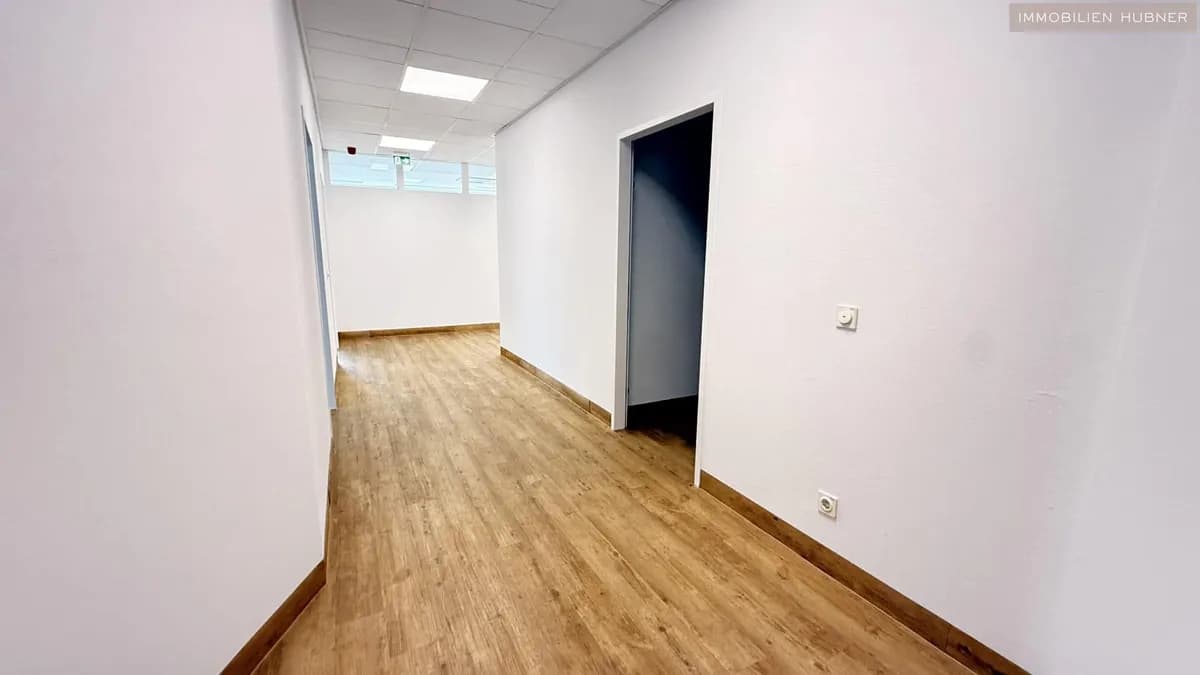6-Zimmer-Gewerbeimmobilie mieten in Bruck an der Leitha – 223 m², € 2.886 – Bild 7 von 17