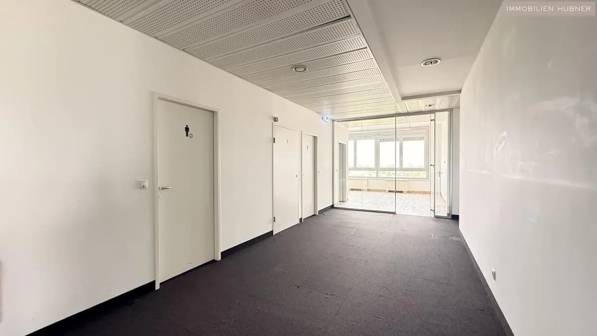 10-Zimmer-Gewerbeimmobilie mieten in Bruck an der Leitha – 424 m², € 6.429 – Bild 9 von 19
