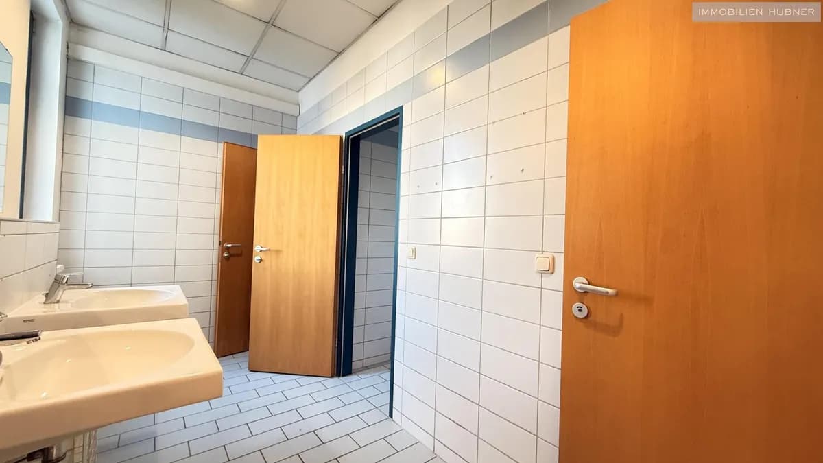 9-Zimmer-Gewerbeimmobilie mieten in Wien – 607 m², € 8.741 – Bild 15 von 29
