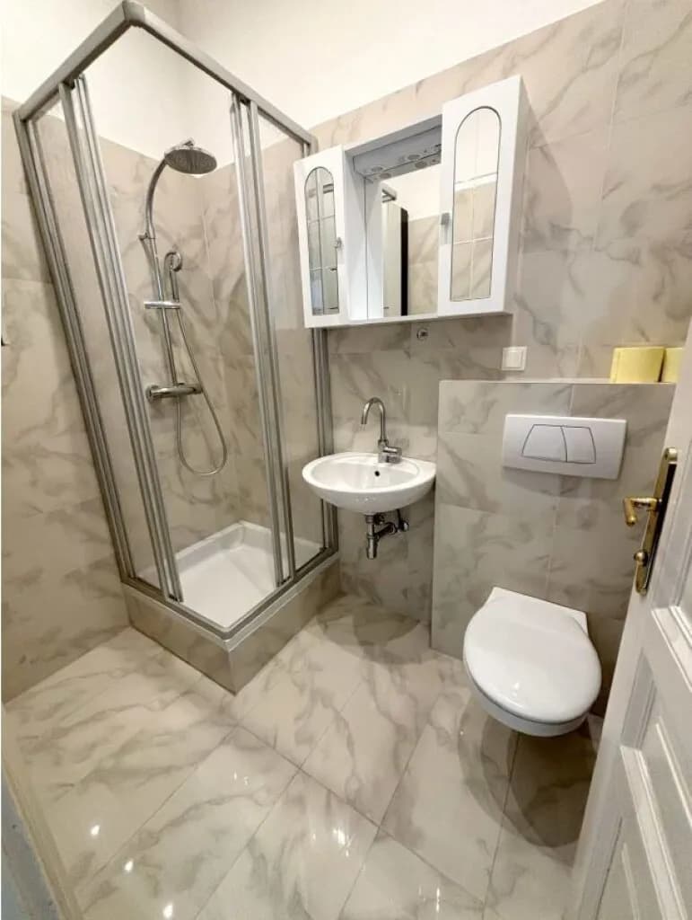 2-Zimmer-Gewerbeimmobilie mieten in Wien – 42 m², € 677 – Bild 4 von 8