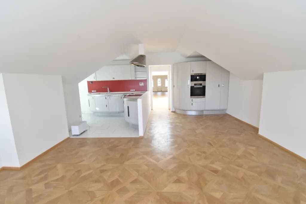 4-Zimmer-Gewerbeimmobilie mieten in Baden – 230 m², € 3.591 – Bild 5 von 11