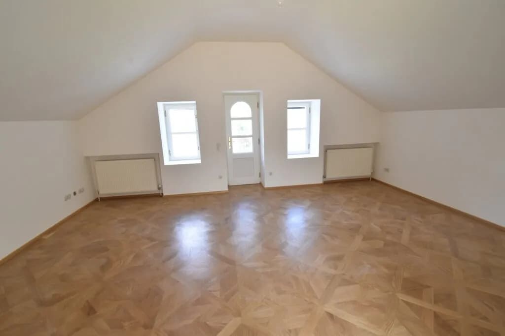4-Zimmer-Gewerbeimmobilie mieten in Baden – 230 m², € 3.591 – Bild 7 von 11