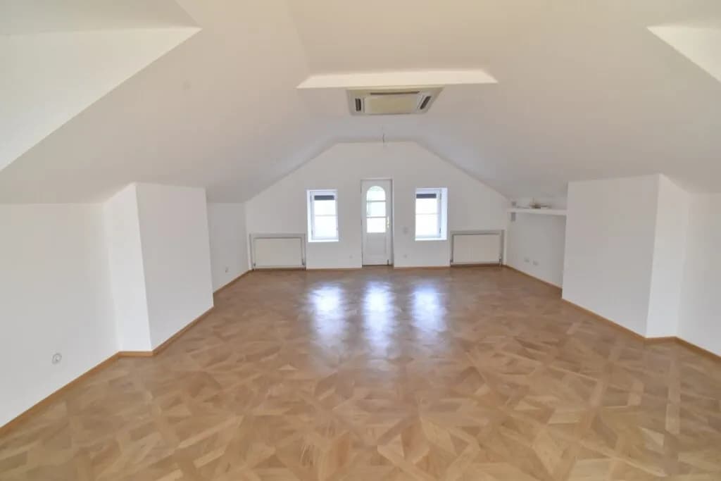 4-Zimmer-Gewerbeimmobilie mieten in Baden – 230 m², € 3.591 – Bild 8 von 11