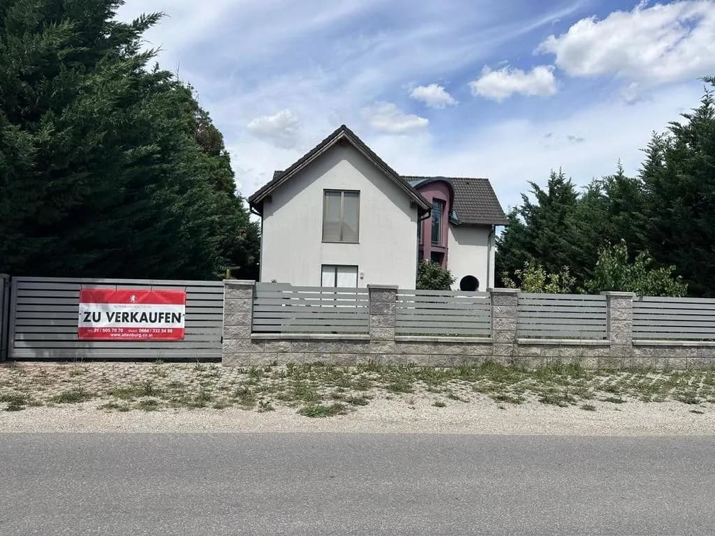 4-Zimmer-Haus kaufen in Gänserndorf – 167 m², € 650.000 – Bild 1 von 12