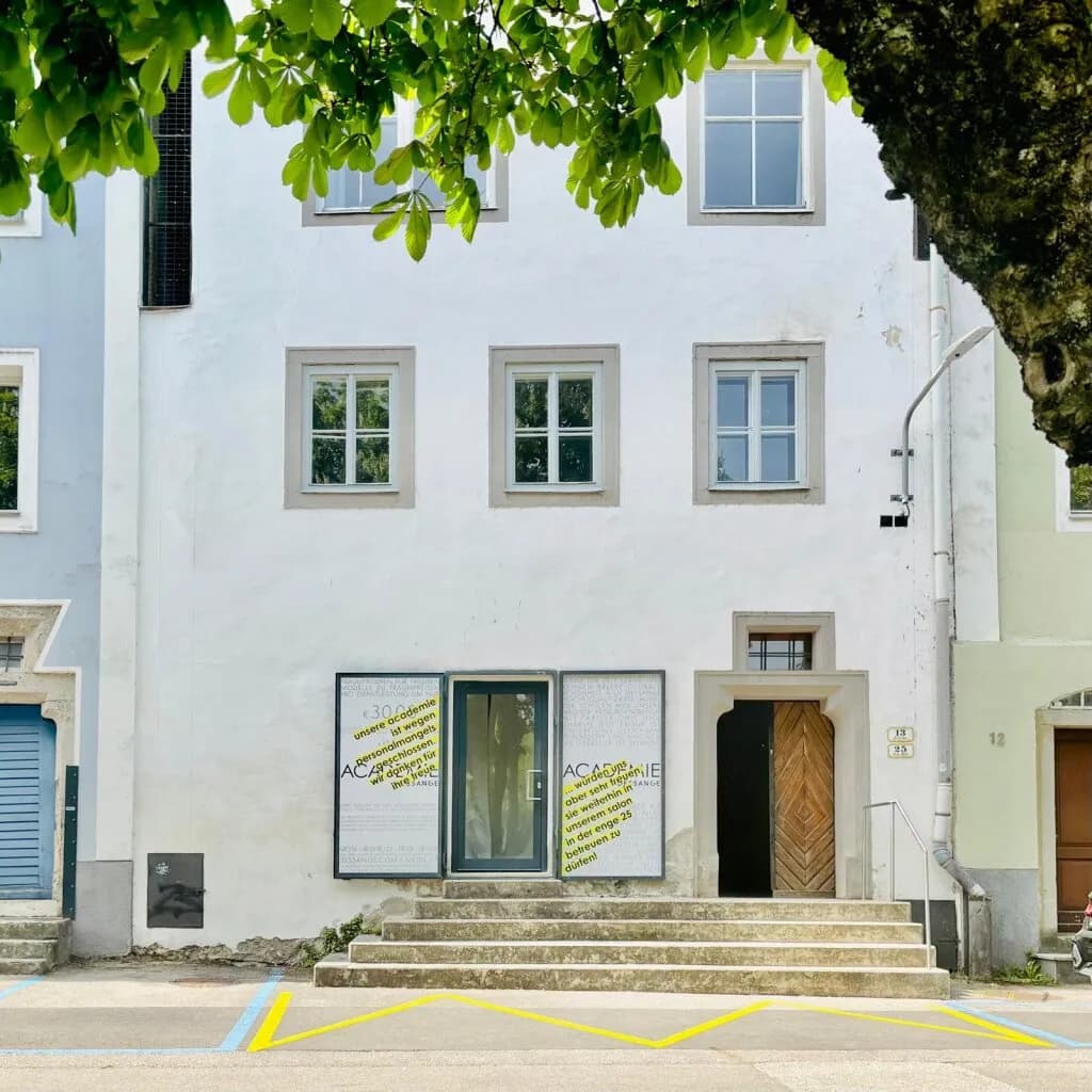Gewerbeimmobilie kaufen in Steyr – € 1.300.000 – Bild 2 von 37