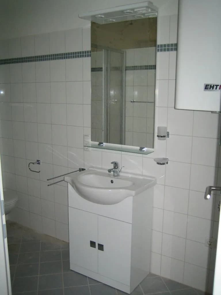2-Zimmer-Wohnung mieten in Wels – 42 m², € 686 – Bild 8 von 13