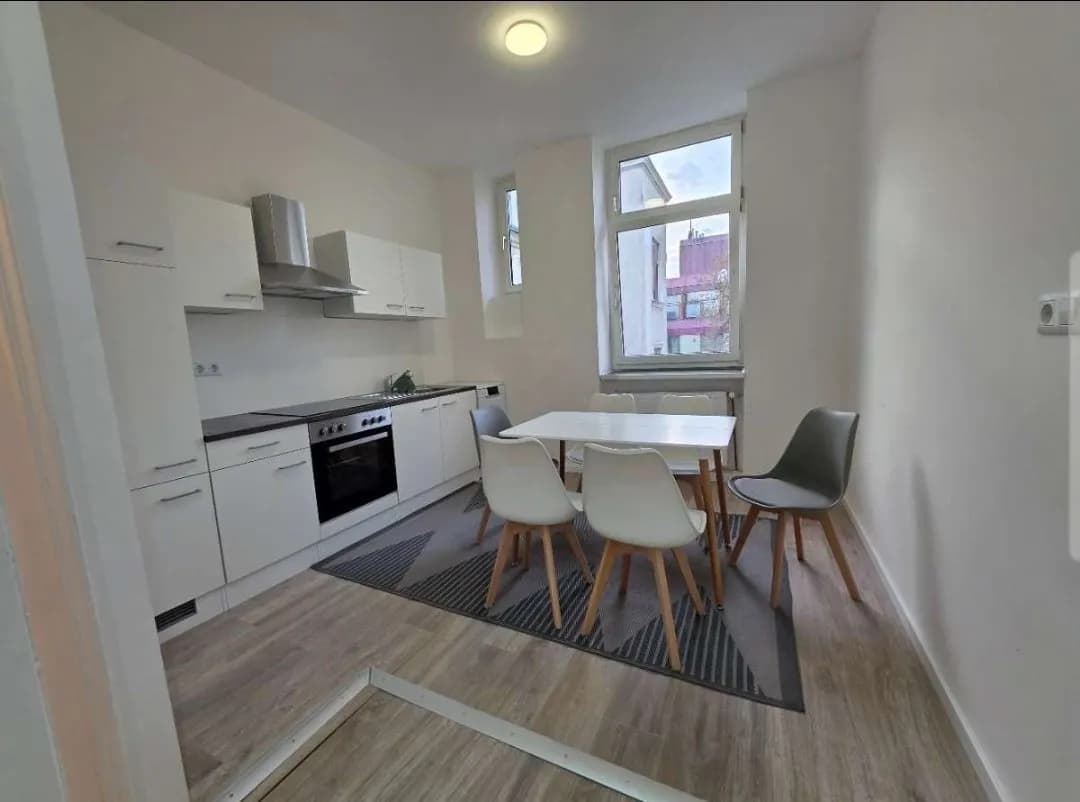 6-Zimmer-Wohnung mieten in Wien – 100 m², € 699 – Bild 4 von 7