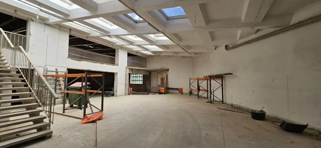 Immobilie mieten in Wien – 760 m², € 6 – Bild 7 von 12