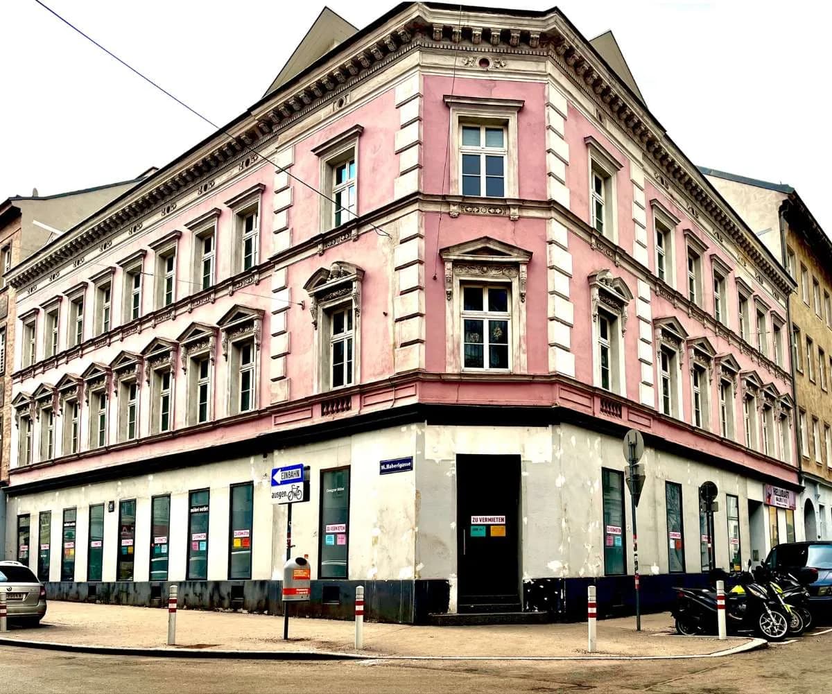 Gewerbeimmobilie mieten in Wien – 204 m², € 2.248