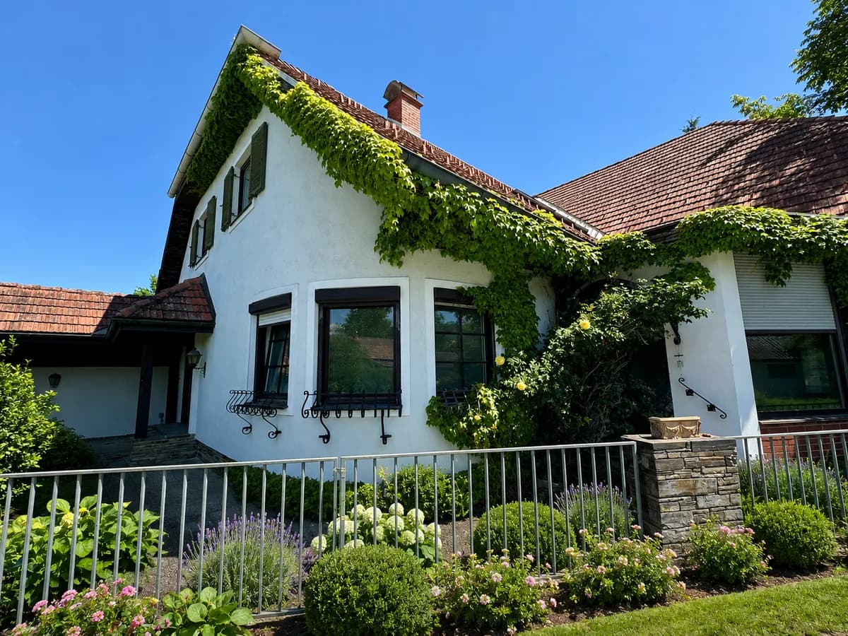 7-Zimmer-Haus kaufen in Leibnitz – 260 m², € 380.000